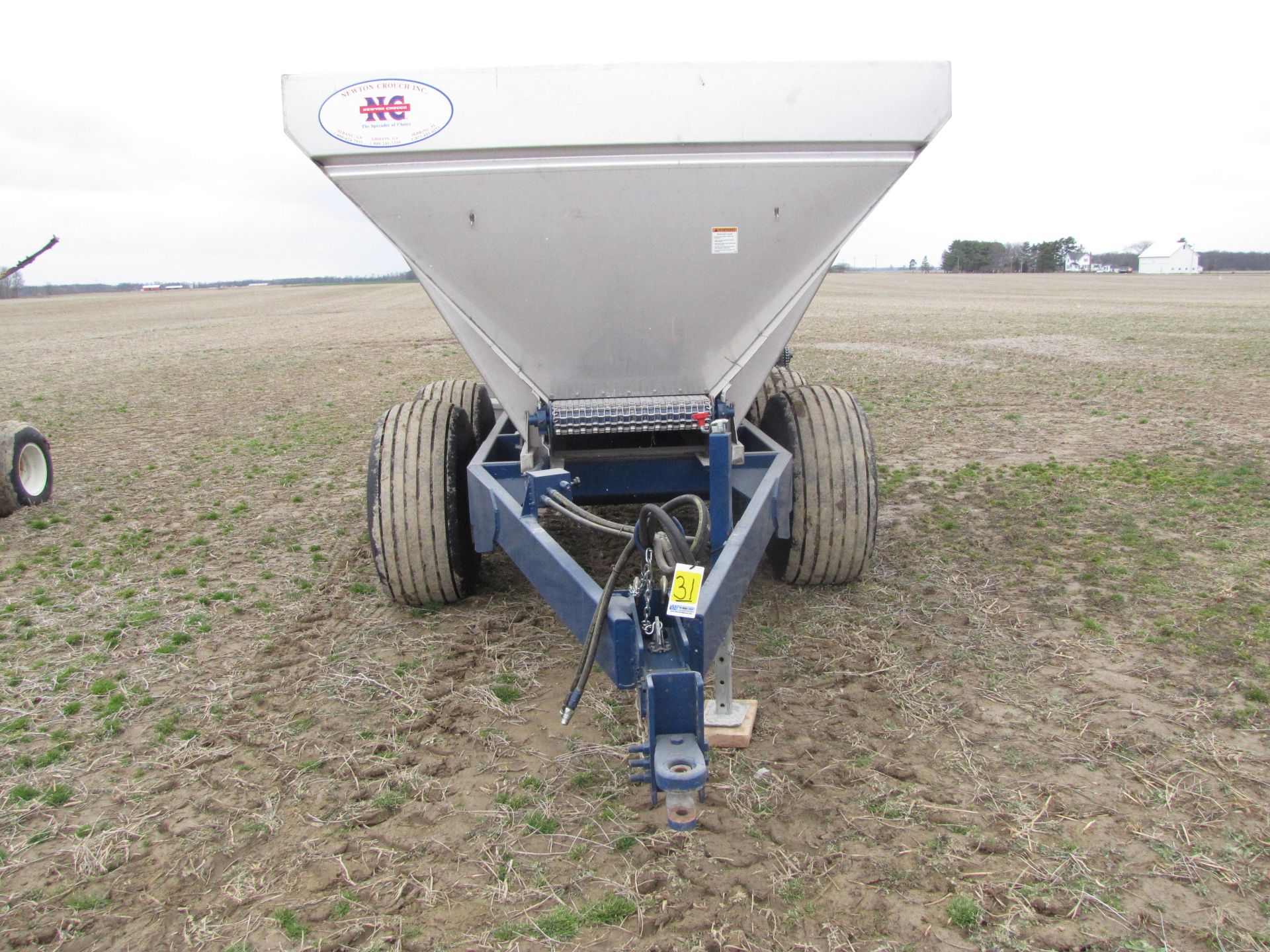 Newton Crouch SS Spreader - Image 3 of 31