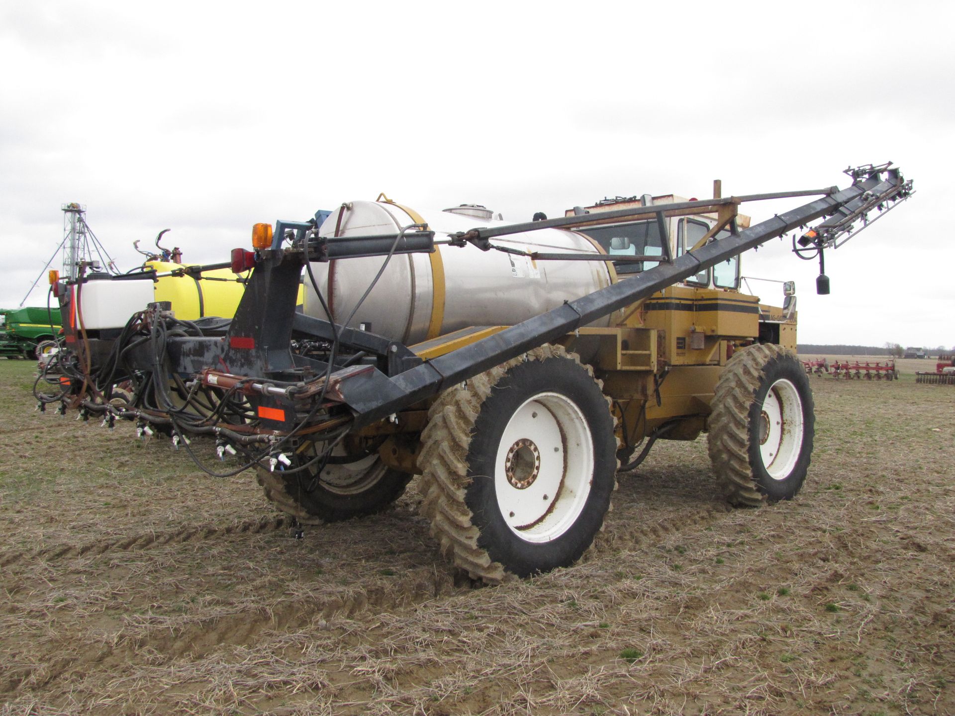 80' AG Gator 1004 Sprayer - Image 5 of 64