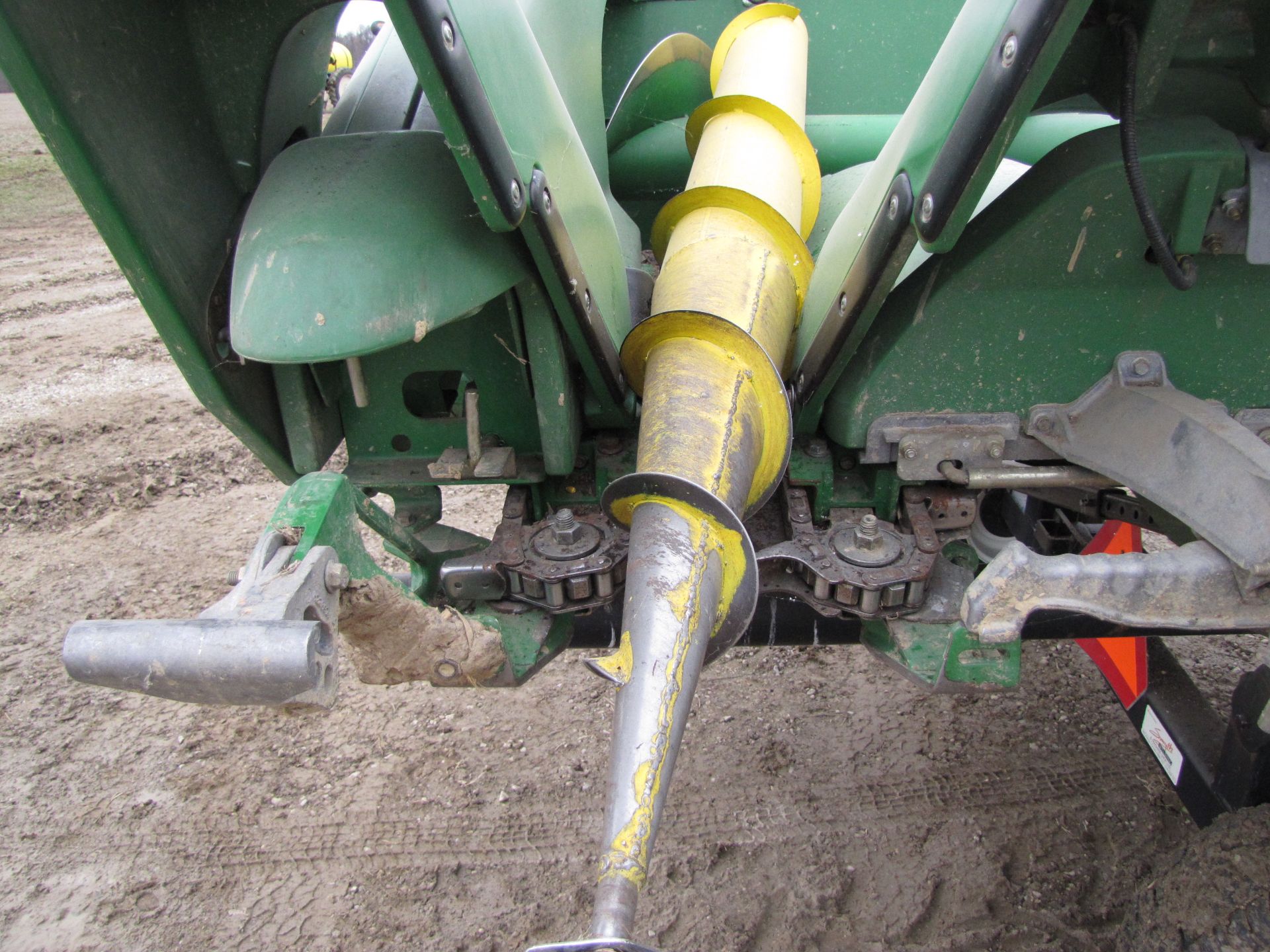 John Deere 608C Corn Head - Image 25 of 26