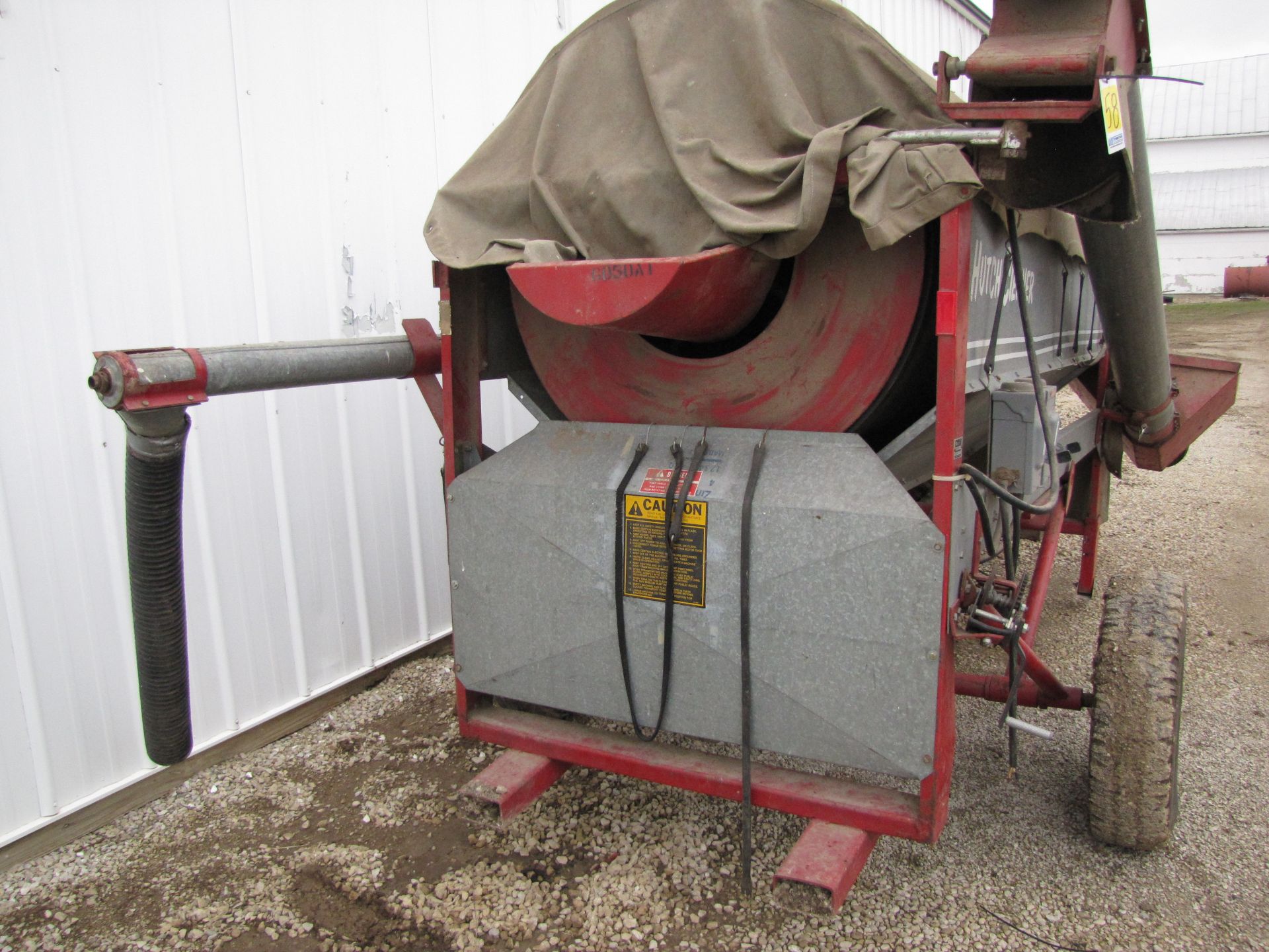 Hutch Cleaner C-1600 Grain Cleaner - Image 21 of 27