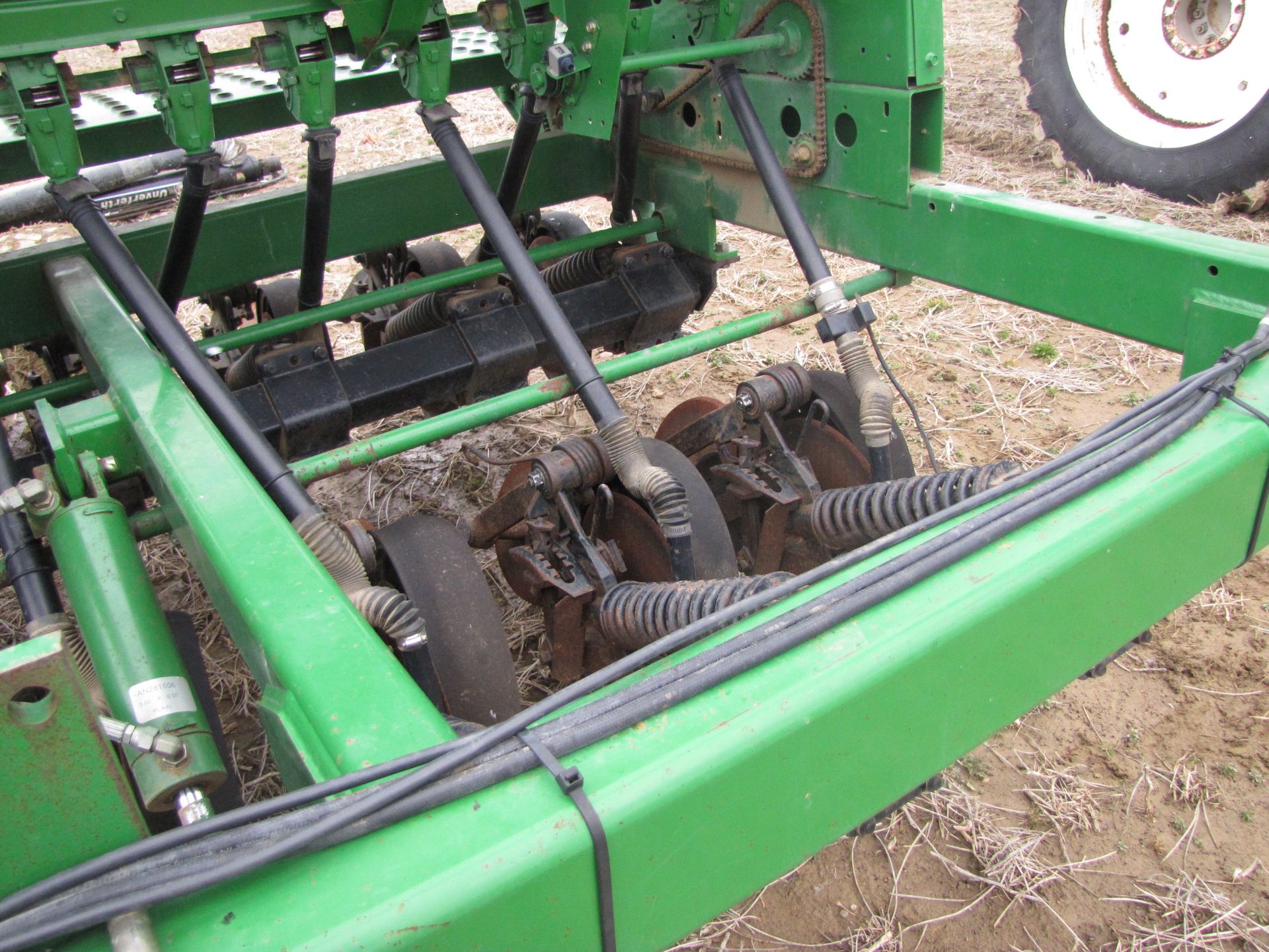 20' John Deere 1560 Drill - Image 20 of 49