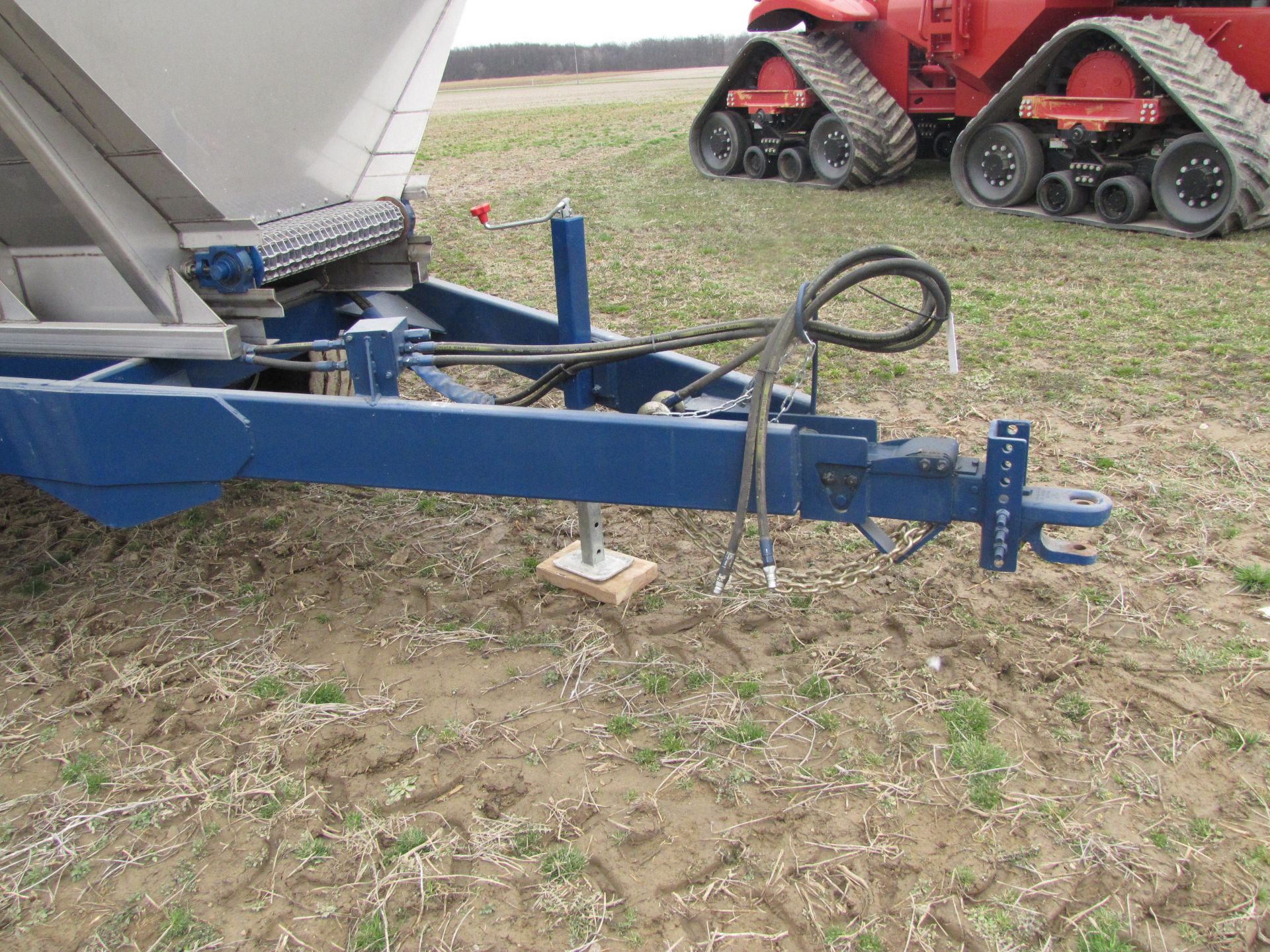Newton Crouch SS Spreader - Image 11 of 31
