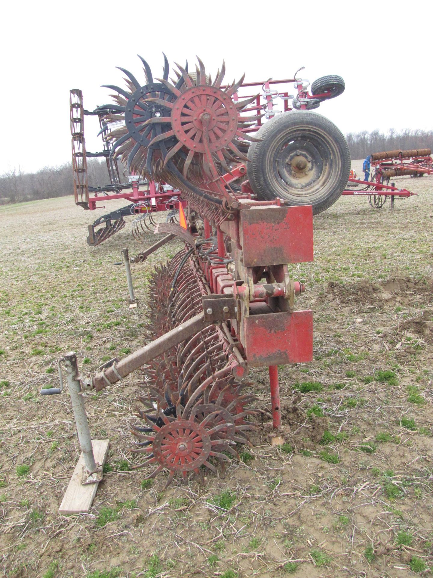 28' Yetter 3528 Rotary Hoe - Image 7 of 19