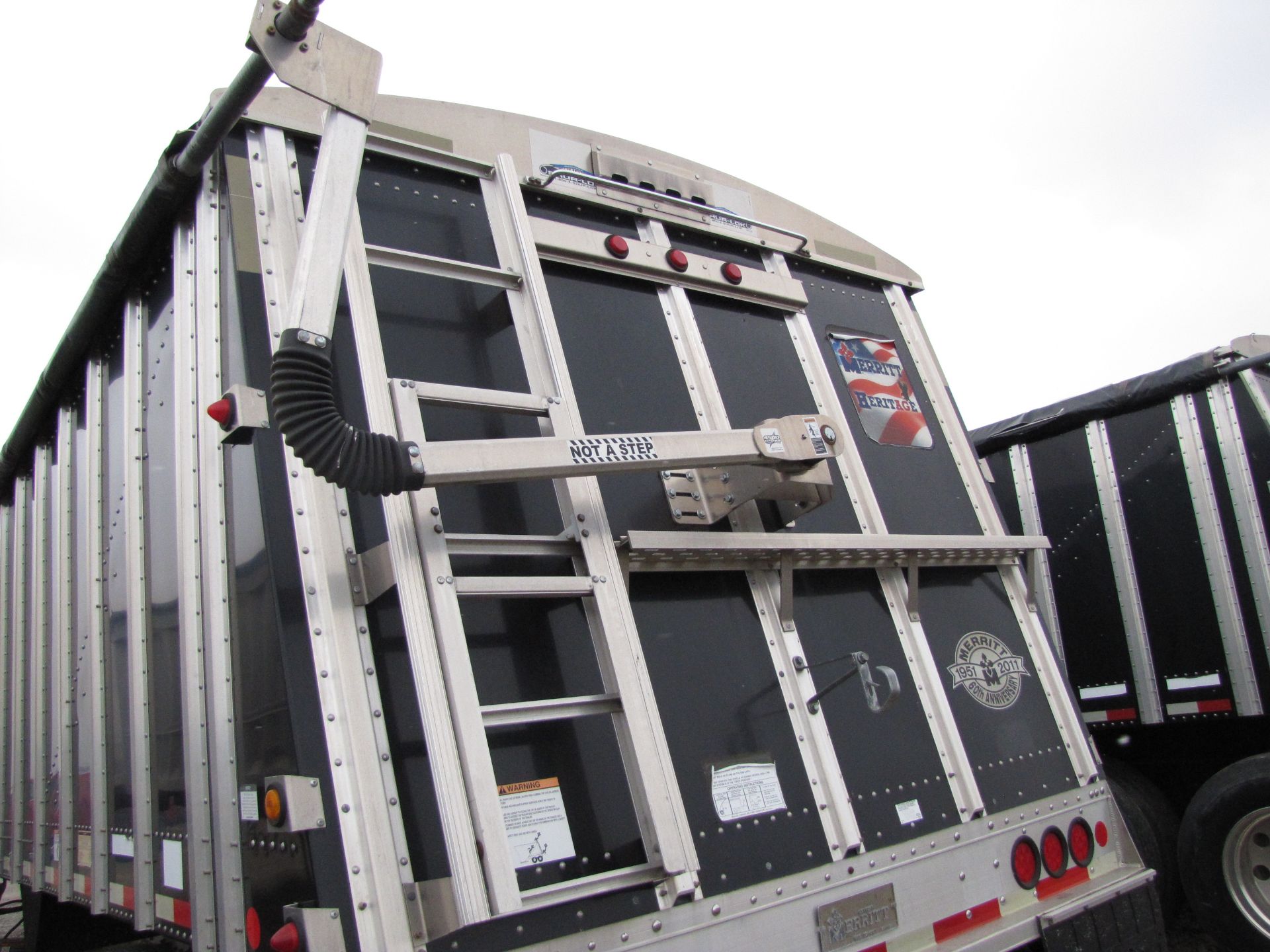 2014 38' Merritt Hopper Bottom Grain Trailer - Image 39 of 40