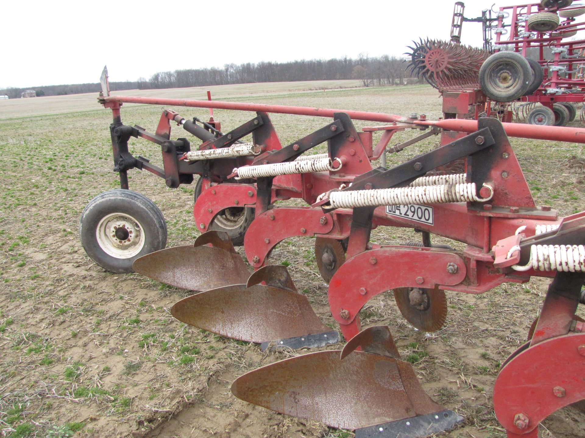 Wil-Rich 6-Bottom Plow - Image 11 of 23