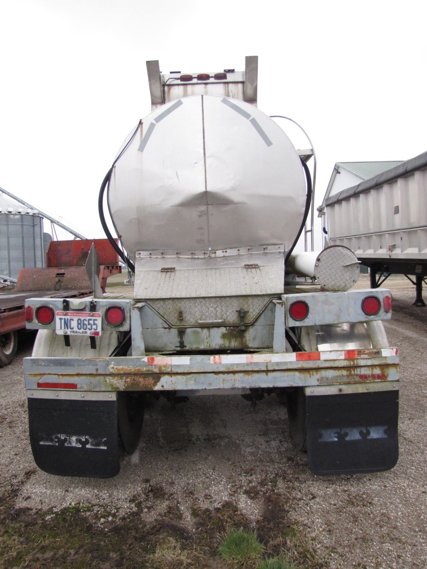 1970 Butler 4600-Gallon Tanker Trailer - Image 6 of 41