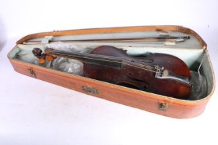 Antique violin having one piece back, paper label to the interior 'Benjamin Banks Catherine Street',