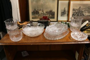 Set of five cut glass porringers and a collection of cut glass dishes, possibly from centrepieces.