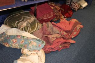 Large quantity of vintage curtains, pelmets, in different fabrics.