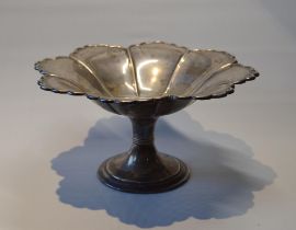 Silver fruit stand of lobed octagonal shape, by Harry Atkin, Sheffield 1904, 26cm, 480g.