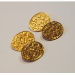 Pair of 9ct gold engraved cufflinks, 1901, 6.3g.