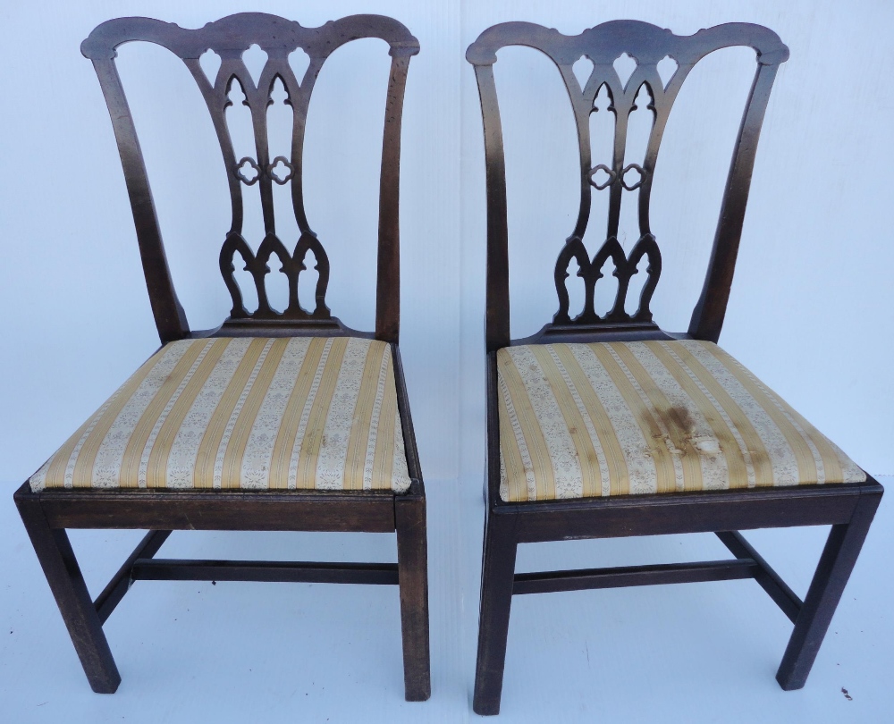 Set of four Georgian mahogany dining chairs with pierced splats, fabric-covered slip-in seats, on - Image 3 of 11