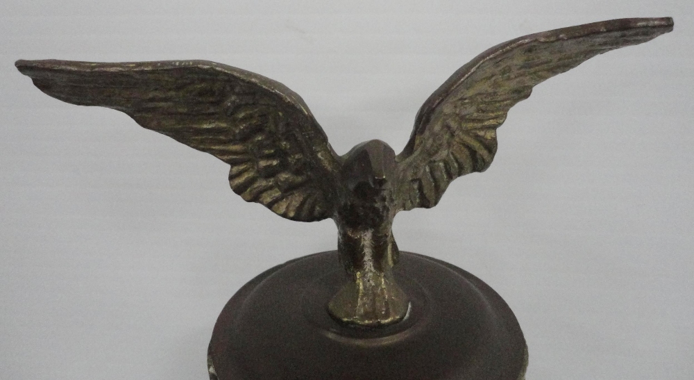 Brass carriage lamp with eagle surmount and hexagonal glazed tapered sides, probably of German - Image 2 of 10