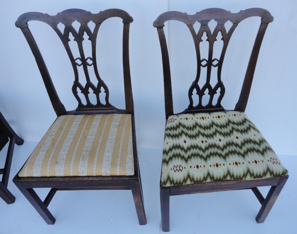 Set of four Georgian mahogany dining chairs with pierced splats, fabric-covered slip-in seats, on - Image 7 of 11