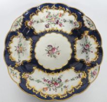 Worcester second period porcelain bowl, c. late 18th century, decorated with colourful floral sprays