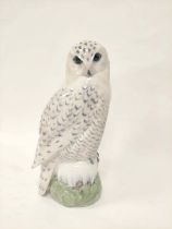 Large Royal Copenhagen Snowy Owl porcelain figure designed by Peter Herold (1879-1920), no 1829.