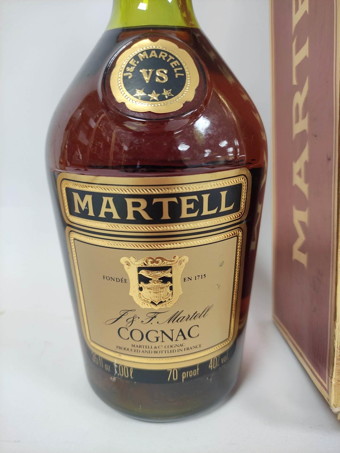 Martell cognac, Bottled circa 1970s, 70 proof, 35 fl oz, 40% vol, with box - Image 3 of 5