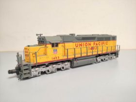 Atlas Master. 0 gauge EMD SDP35 Powered 3 Rail Union Pacific Locomotive no 1403.
