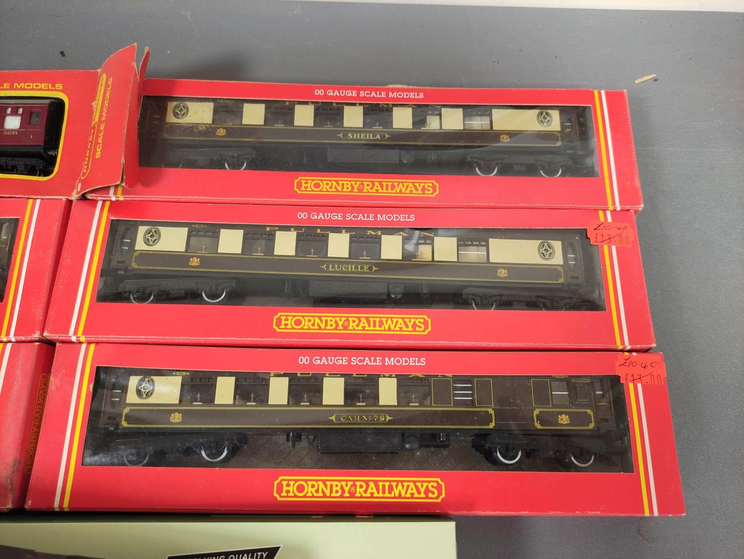 Hornby Railways. Rolling Stock and engines to include a Class 29 D6110 diesel loco in BR Green R080, - Image 3 of 5