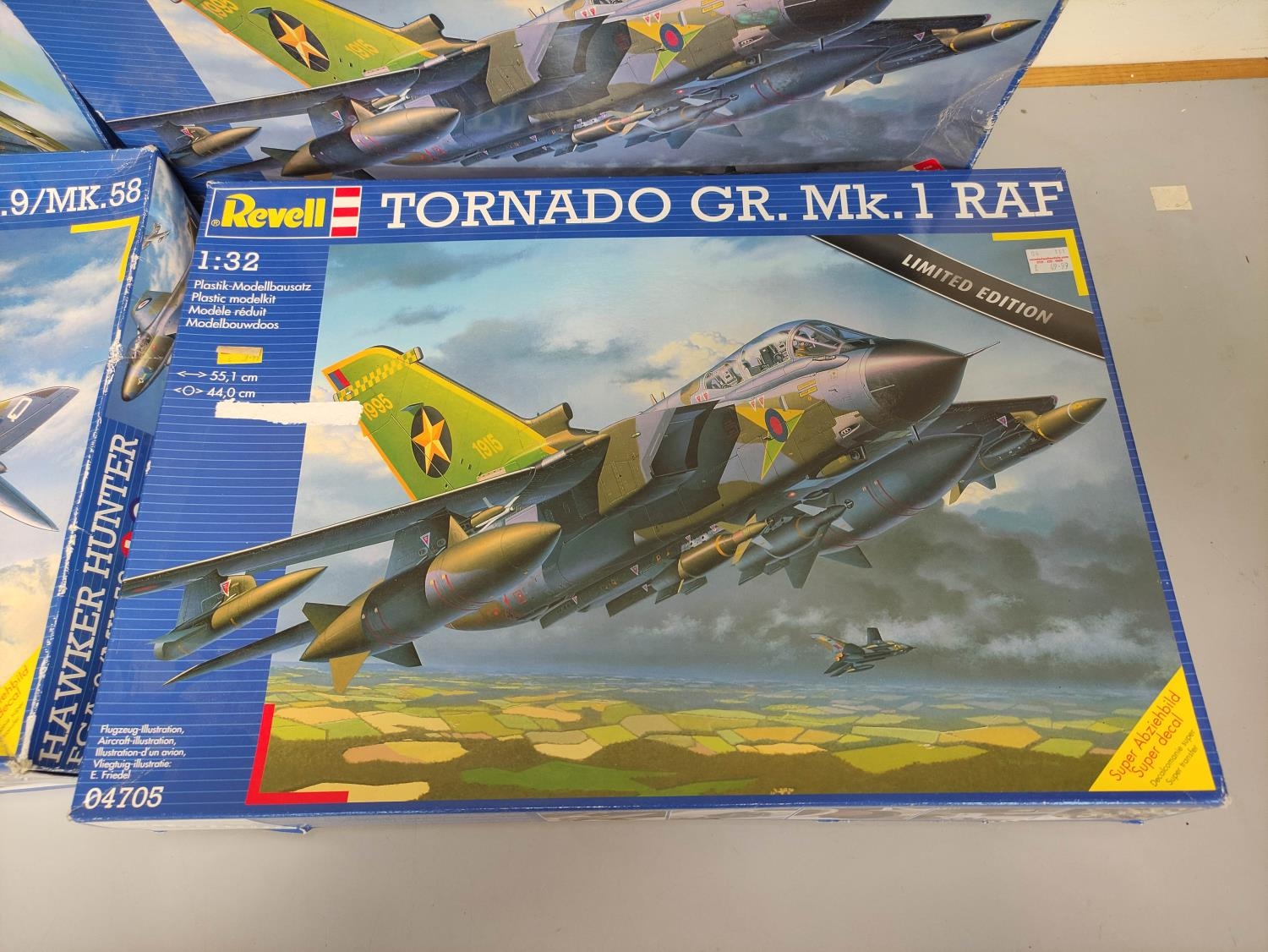 Revell. 1:32 scale model aviation construction kits to include two Tornado GR MkI RAF Fighters - Image 2 of 6