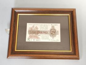 United Kingdom. £1 Treasury Note, Second Fisher Issue of 1923, prefix. P1/26 No 943871. Framed and