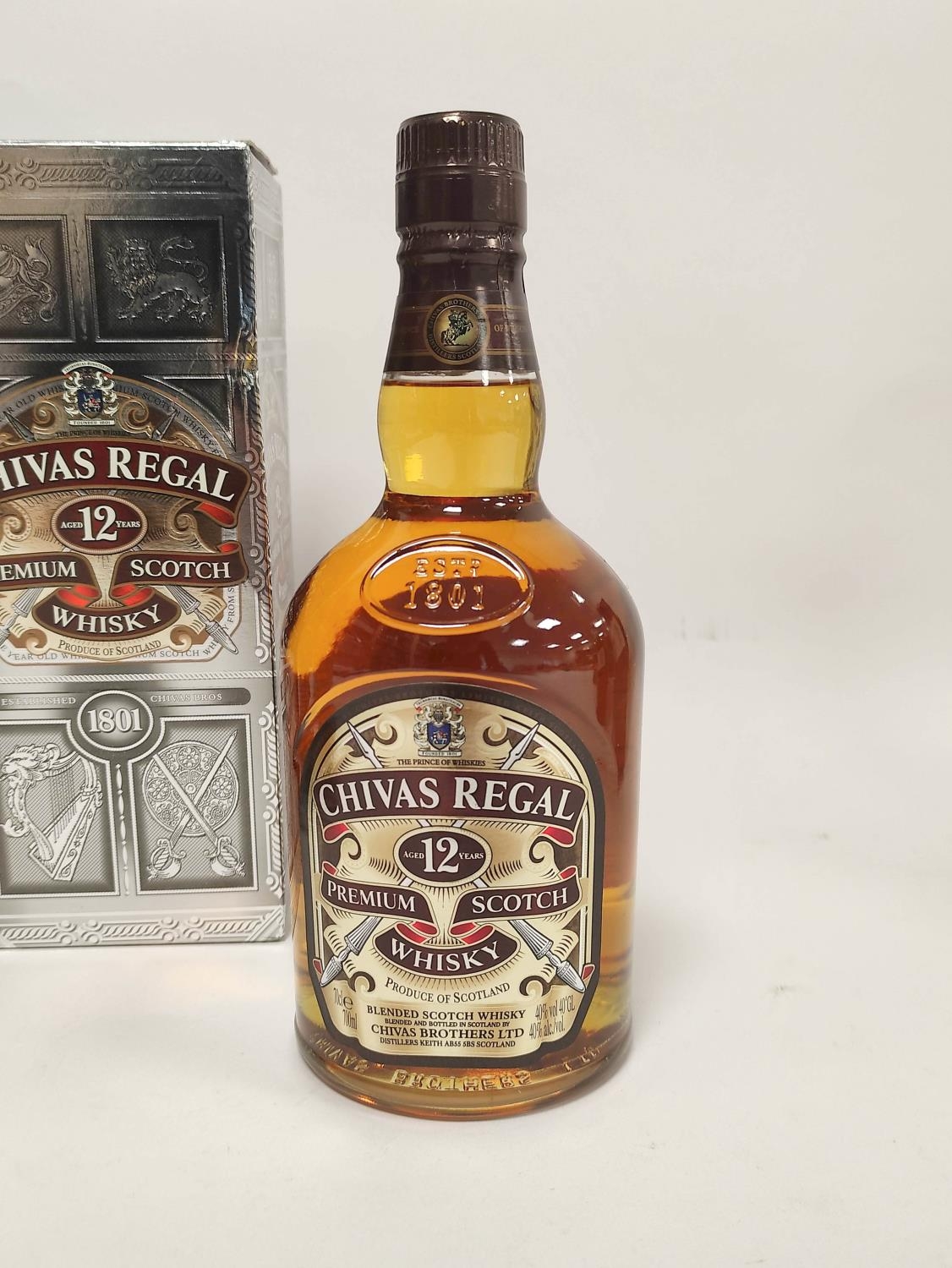 Two bottles of Chivas Regal 12 years old premium Scotch blended whisky, 70cl, 40% vol, boxed. (2) - Image 2 of 5