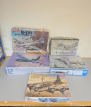 Five boxed model construction kits to include Trumpeter RAF Harrier GR.MK7 02287, a Monogram B-17G