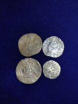 Plantagenet Coinage. Edward III (1327-77) silver hammered coins to include two halfgroats, penny and