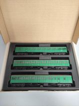 Boxed Replica Railways 00 gauge Suburban 3 Car Set Number 154 BR Southern Region Green livery 12593.