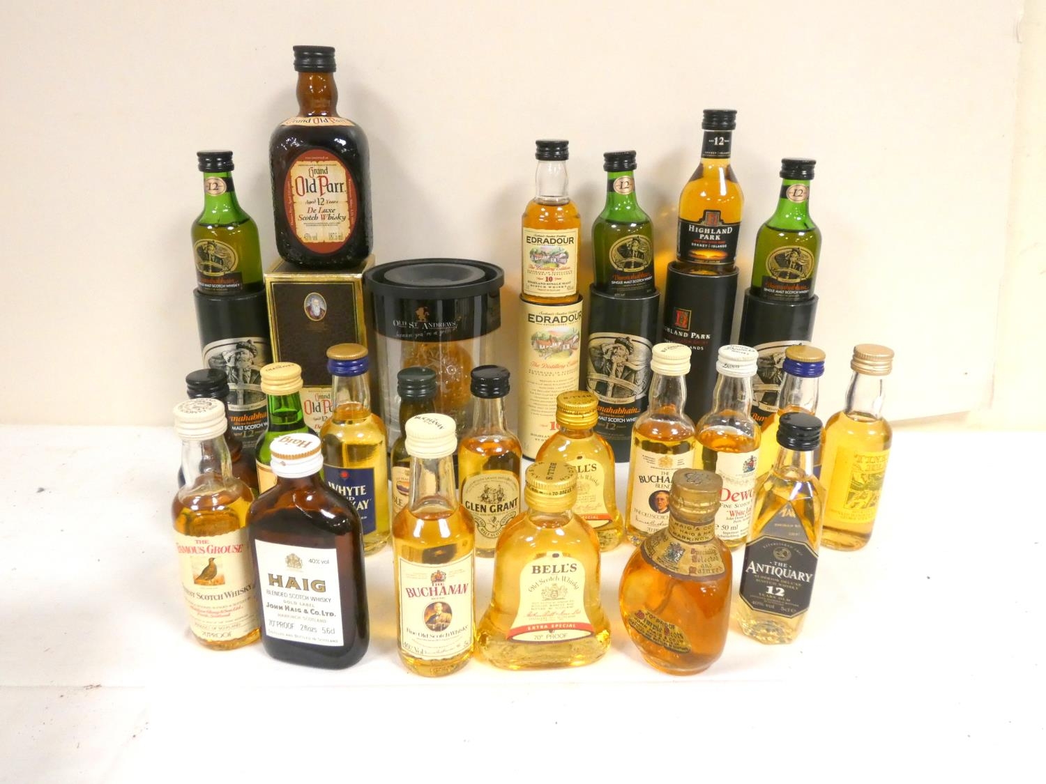 Whisky miniatures to include BALBLAIR 1989, HIGHLAND PARK old style 12 year old, BUNNAHABHAIN 12