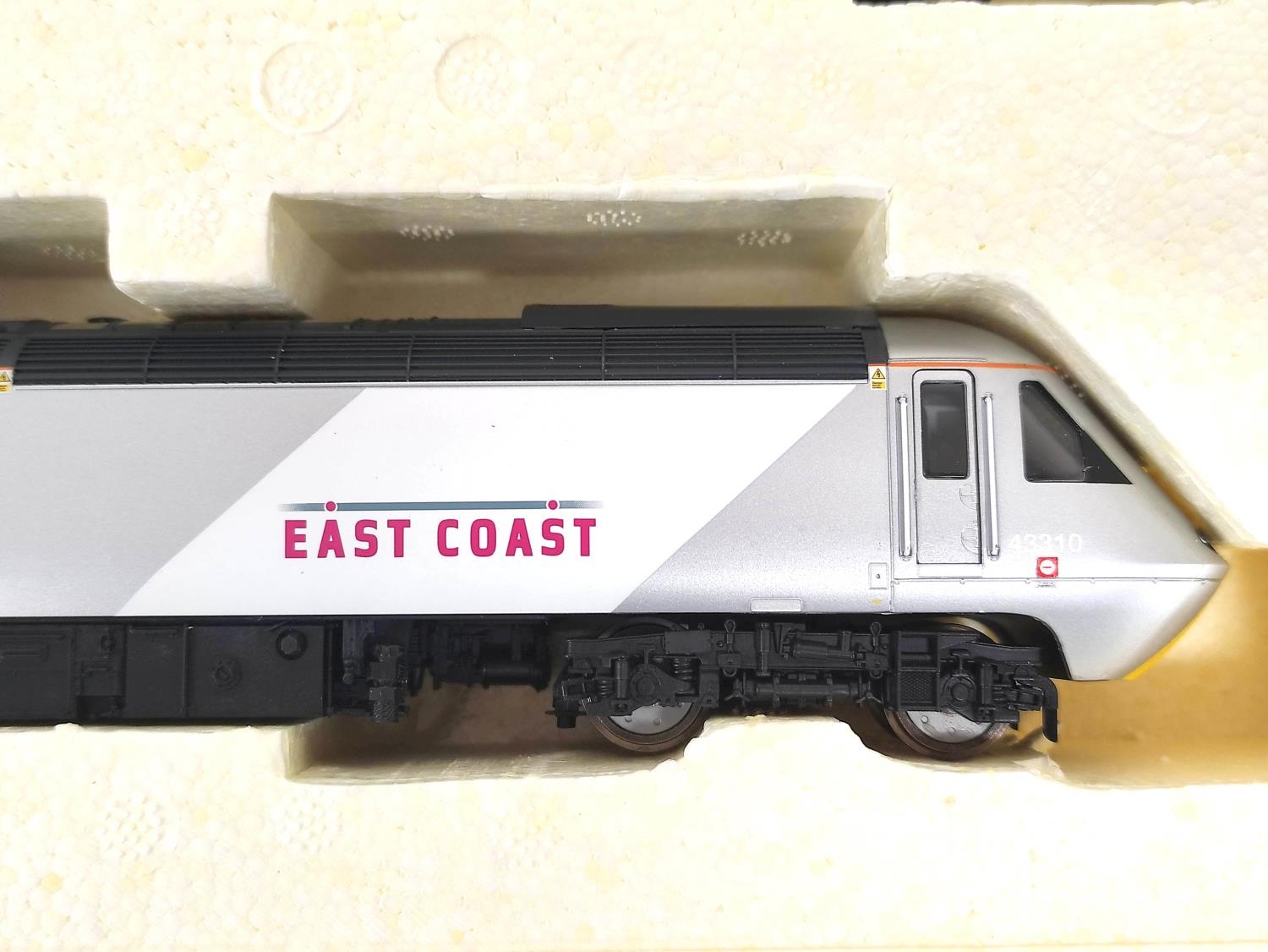 Hornby Railways. Boxed 00 gauge East Coast Trains HST Train Pack R2964. - Image 4 of 7