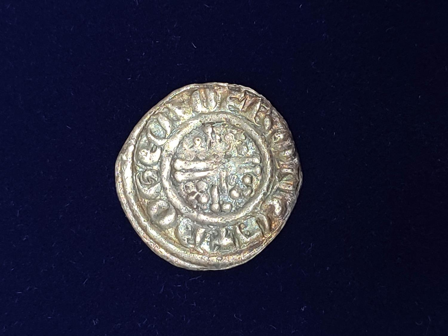 Plantagenet Coinage. Two short cross silver pennies to include an issue of Richard I (1189-99) S. - Image 4 of 6