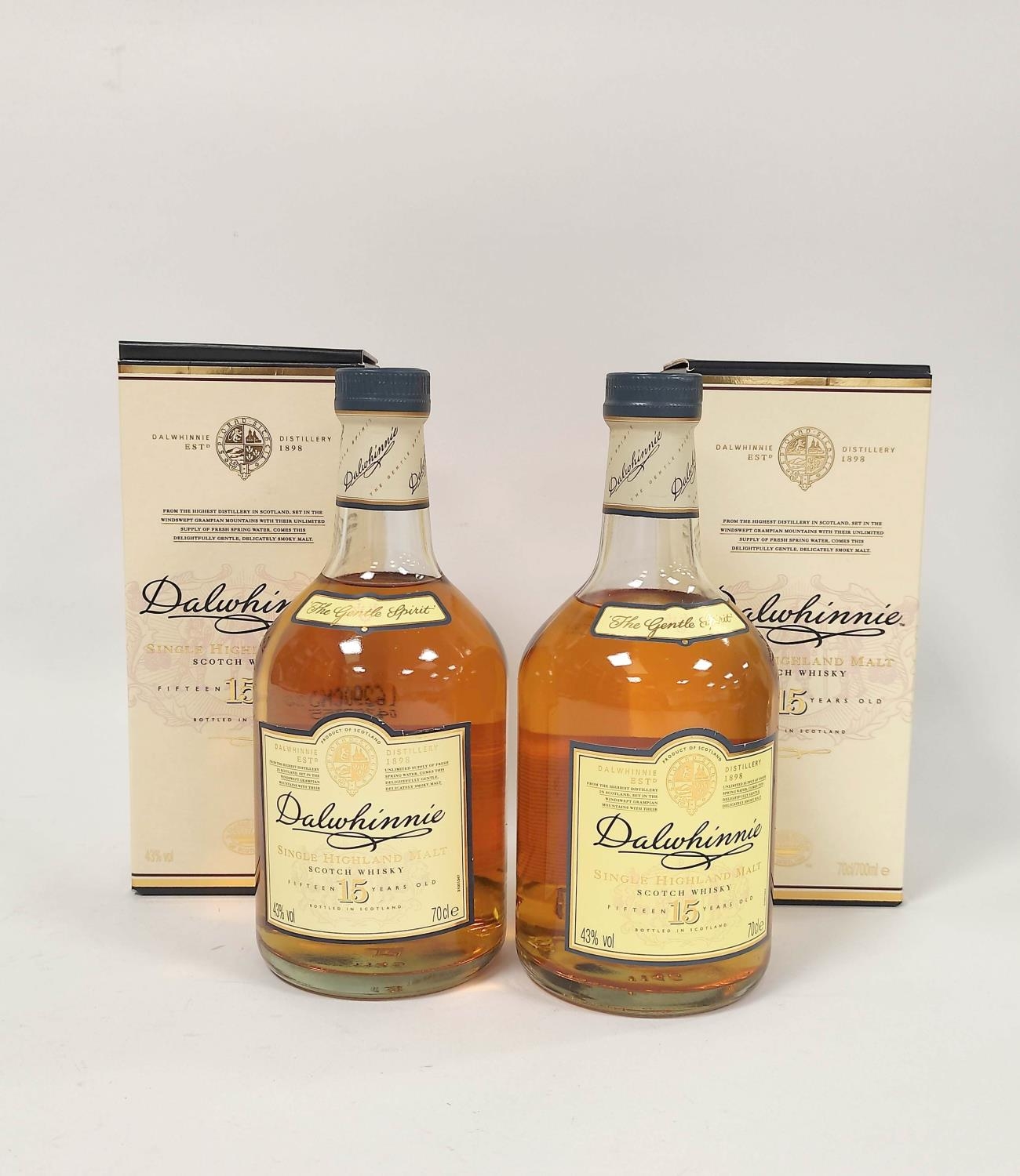 Two bottles of Dalwhinnie 15 years old single Highland malt Scotch whisky, 70cl, 43% vol, boxed. (2)