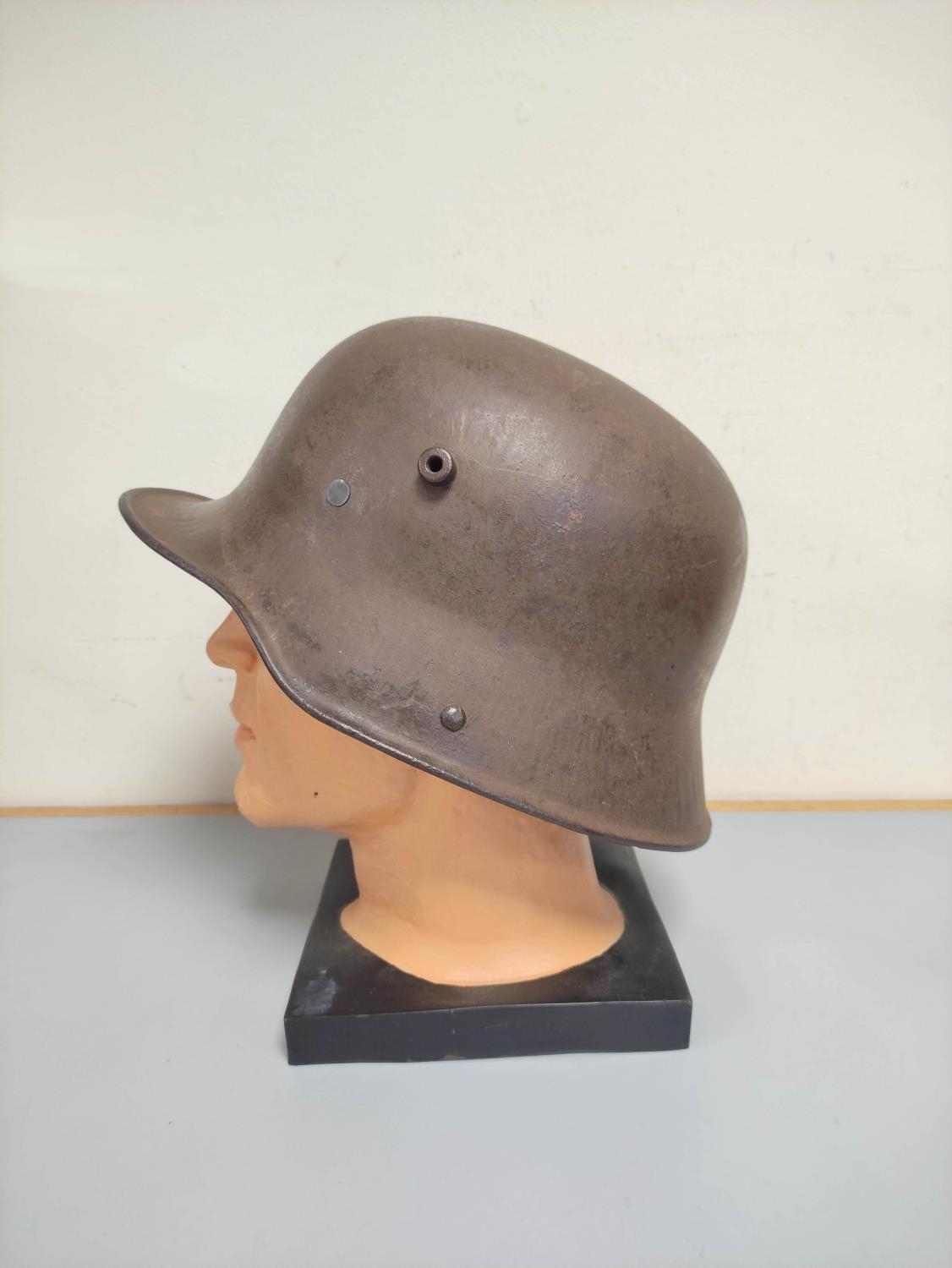 WW1 Imperial German M16 Stahlhelm Helmet with leather liner and original paint. Interior of helmet - Image 3 of 7