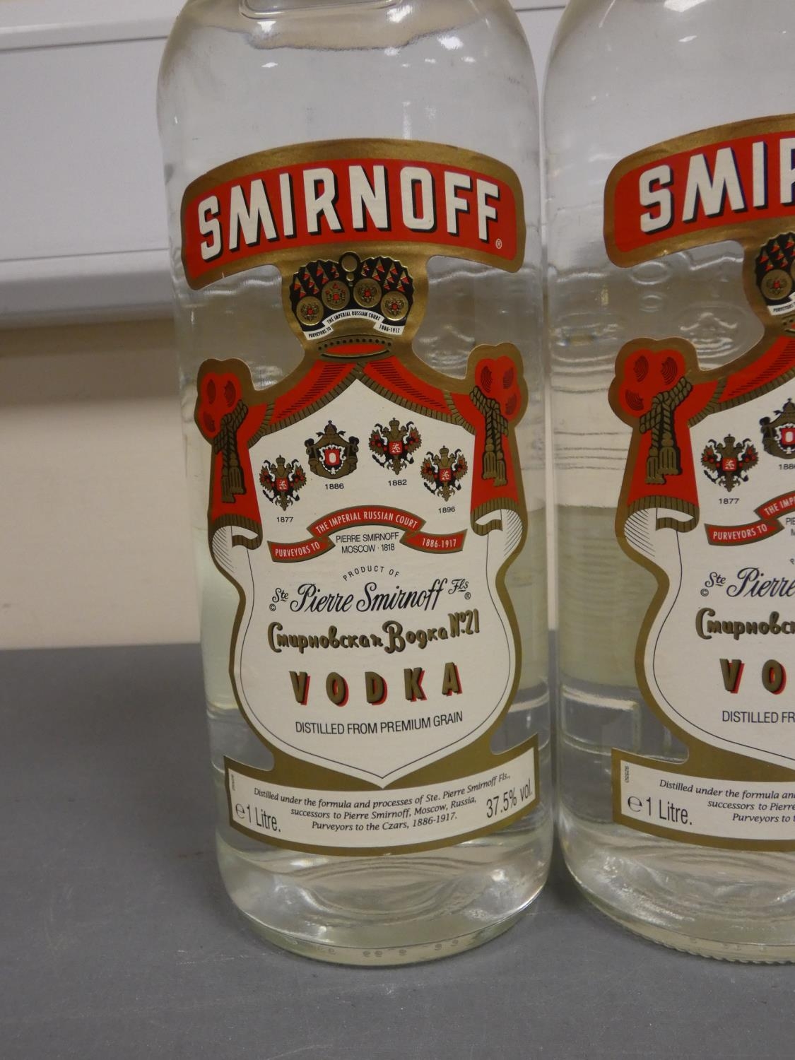 Three 1 Litre bottles of Smirnoff Vodka, 37.5& vol. (3) - Image 2 of 4