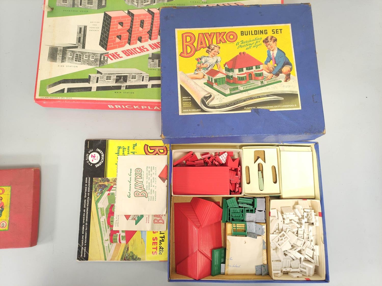 Vintage boxed construction sets to include Brickplayer Kit 4, Bayko Building Set, and Meccano outfit - Image 4 of 6