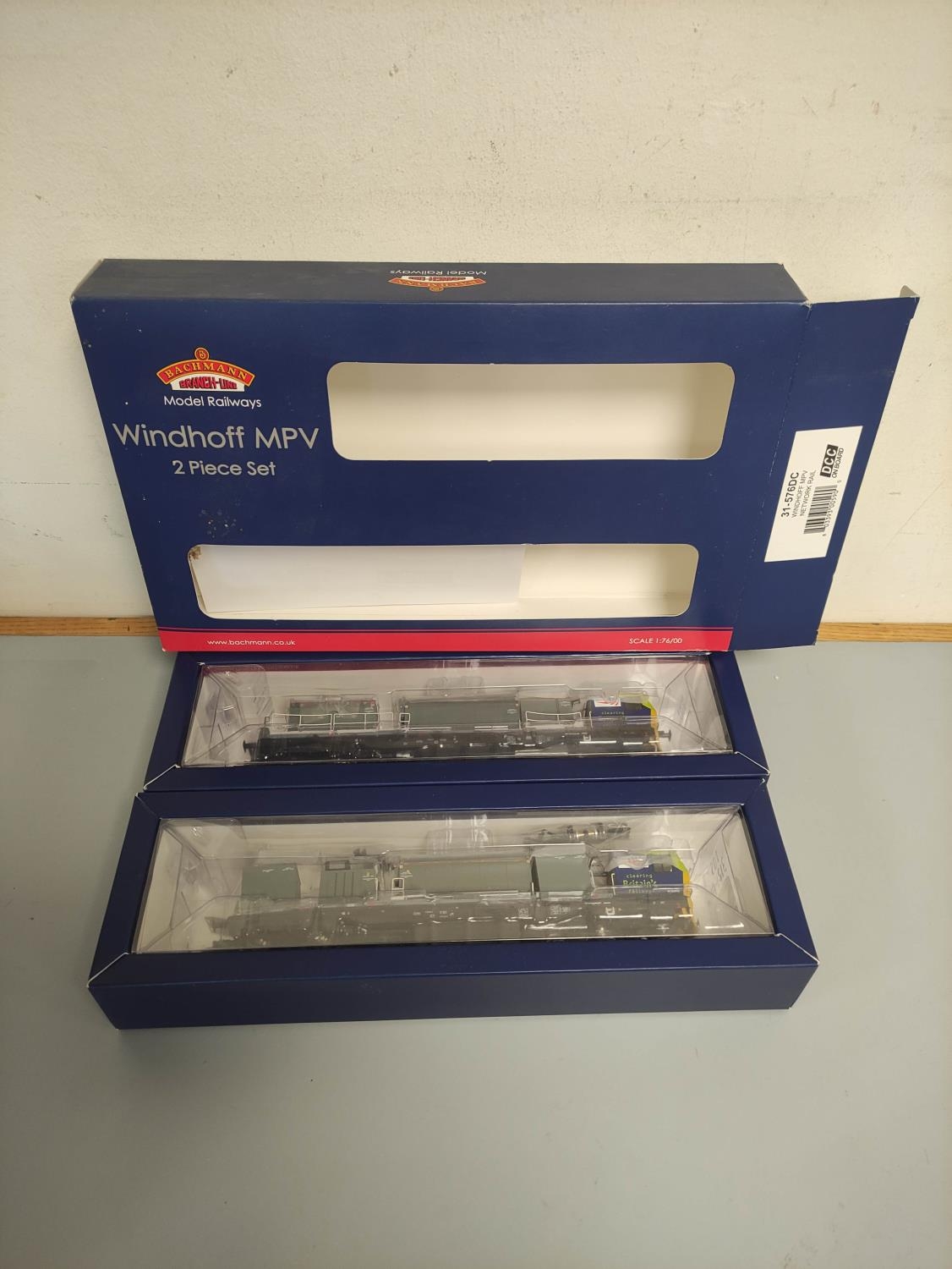 Bachmann Branchline. Boxed 00 gauge Windhoff MPV Multi-Purpose master and slave units in 'Network