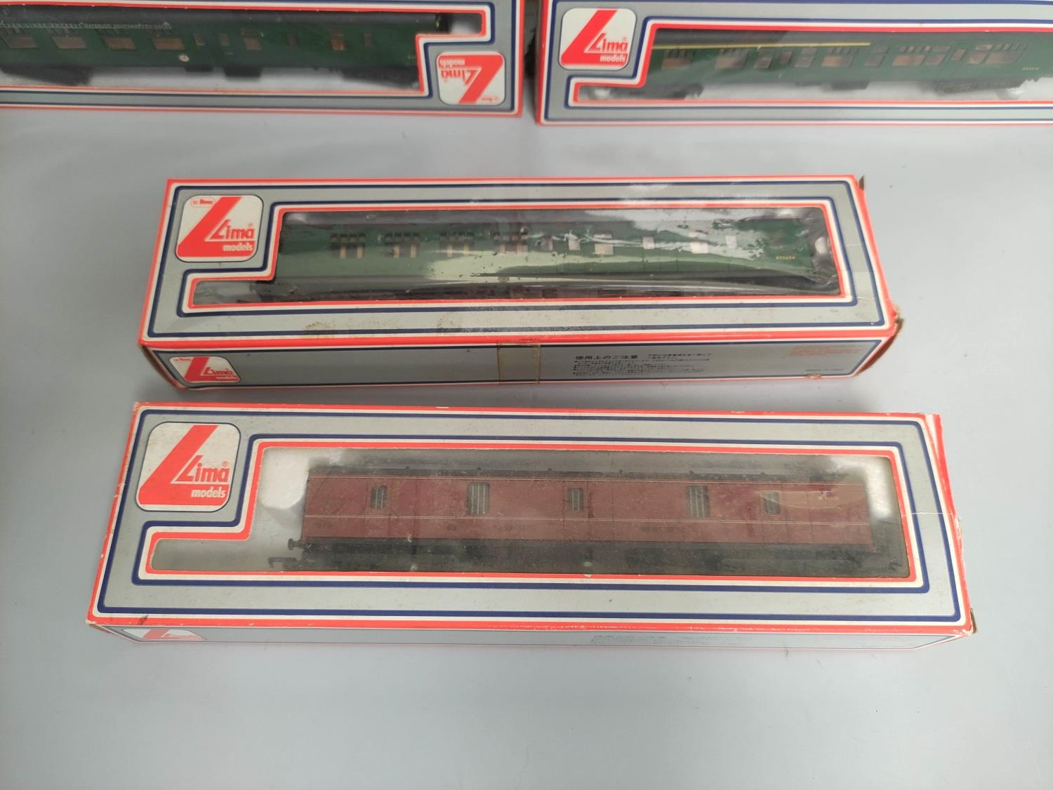 Lima Railways. Eight boxed 00 gauge rolling stock carriages to include four Mk1 BSK Brake Second - Image 4 of 7