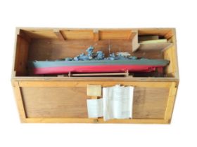 Impressive 1:200 scale r.c scatch built model of the Bismarck contained in wooden storage case along