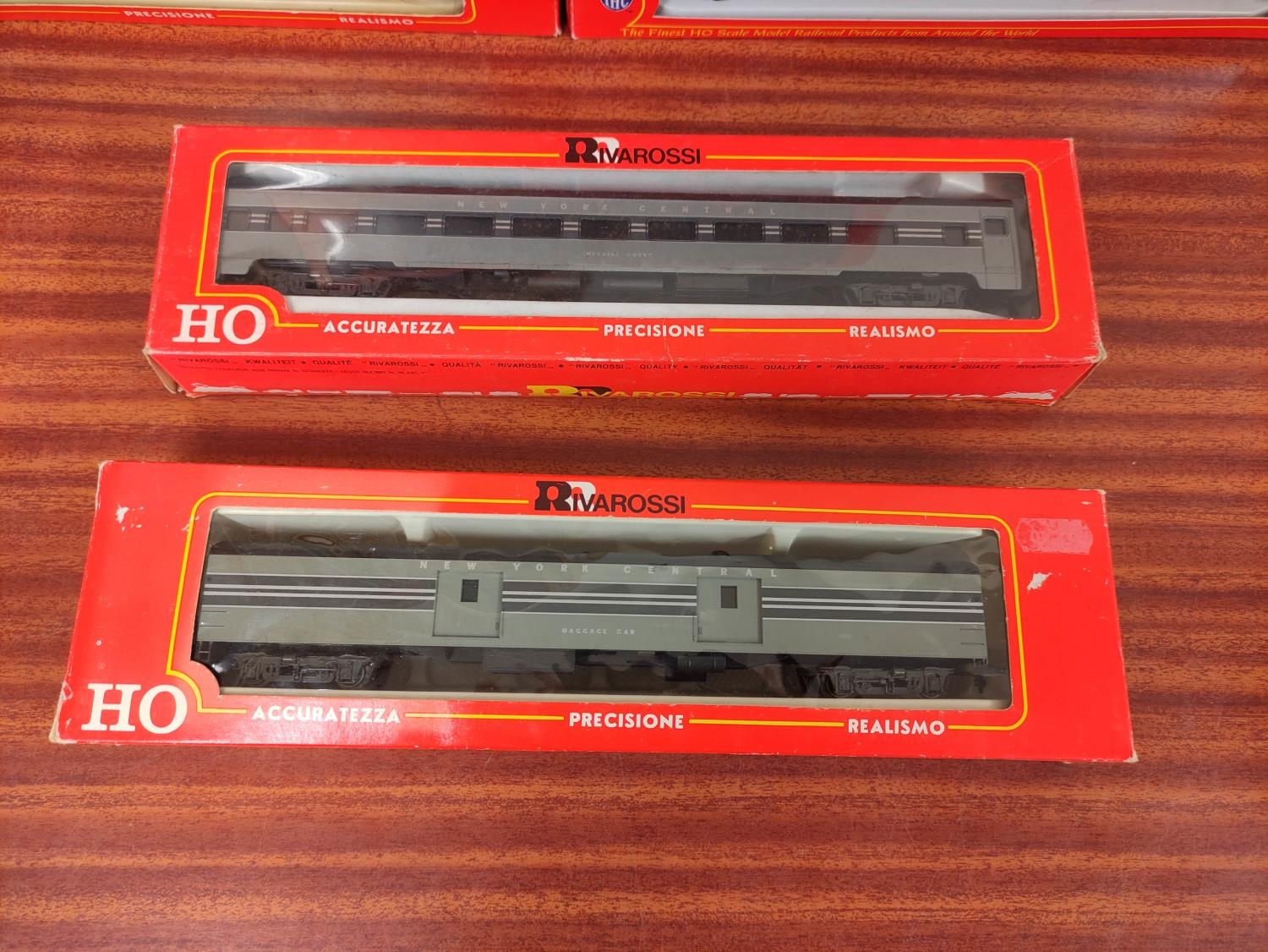 Rivarossi. Seven boxed H0 gauge rolling stock carriages comprising of two Smooth Side Roomette - Image 4 of 6