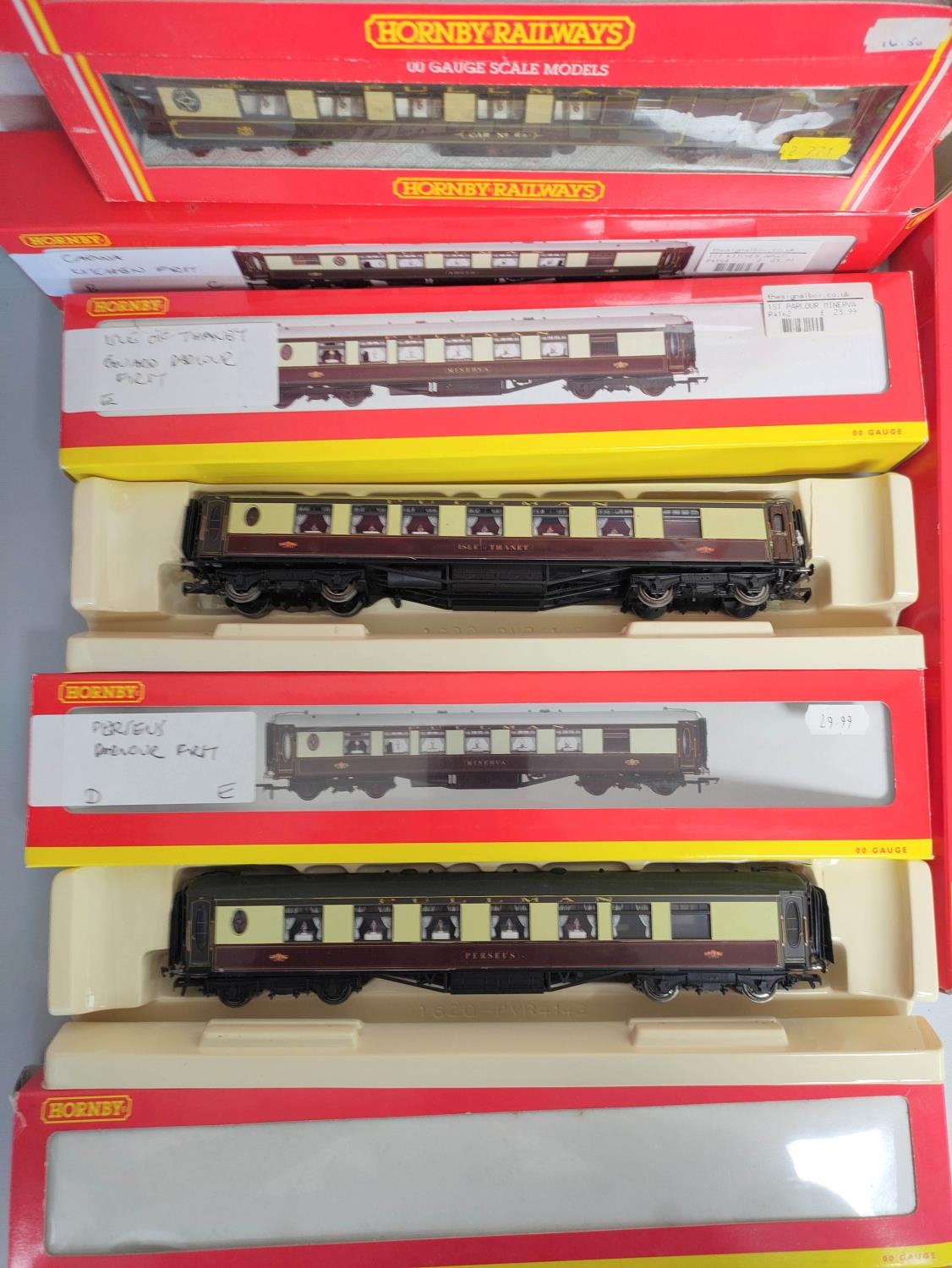 Hornby Railways. Eleven boxed rolling stock Pullman carriages to include two 1st class parlour - Image 3 of 5