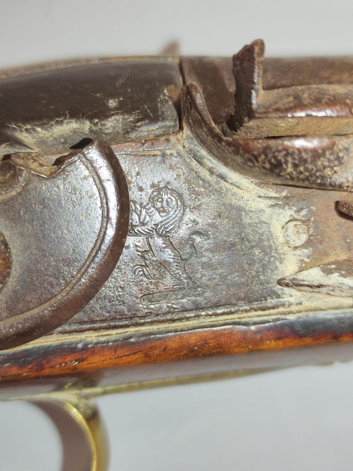 Antique 19th century .65 calibre East India Co flintlock pistol bearing lion rampart to lockplate - Image 4 of 6