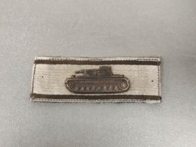 WW2 Third Reich Panzervernichtungsabzeichen Tank Destruction Badge in Silver. Issued example.