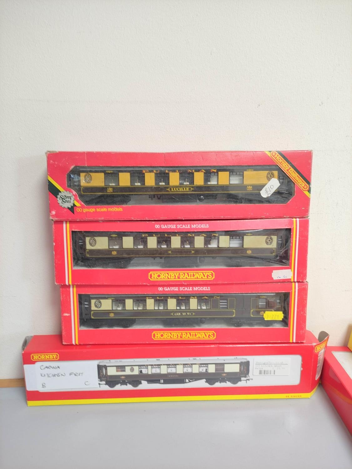 Hornby Railways. Eleven boxed rolling stock Pullman carriages to include two 1st class parlour - Image 4 of 5