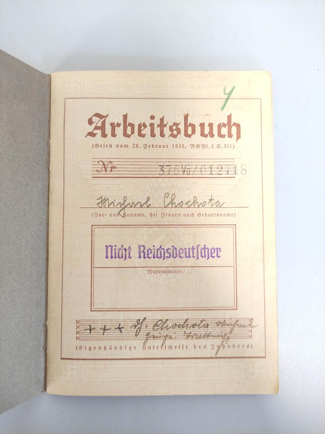 German Third Reich collectables to include an Ehren Chronik (honour chronicle), a postcard album, - Image 3 of 17