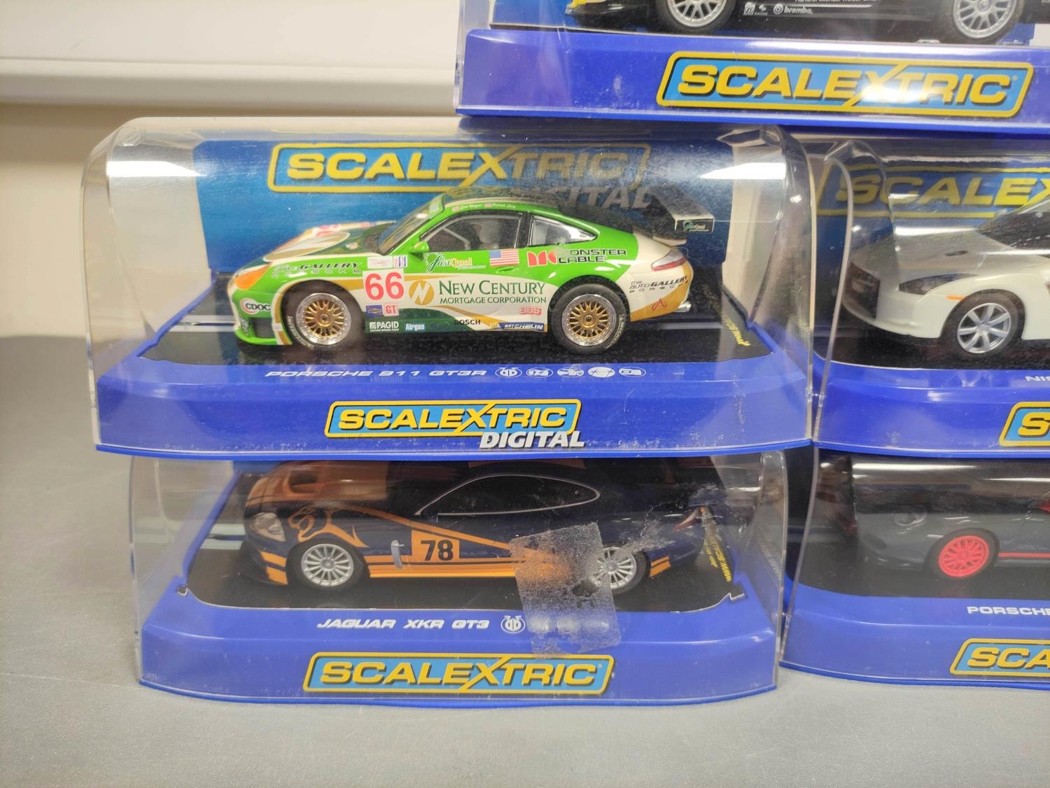 Scalextric. Five 1/32 scale racing car models in perspex cases to include Porsche 997 C3079, - Image 3 of 6