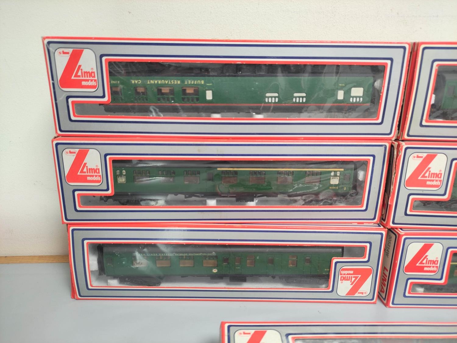 Lima Railways. Eight boxed 00 gauge rolling stock carriages to include four Mk1 BSK Brake Second - Image 2 of 7