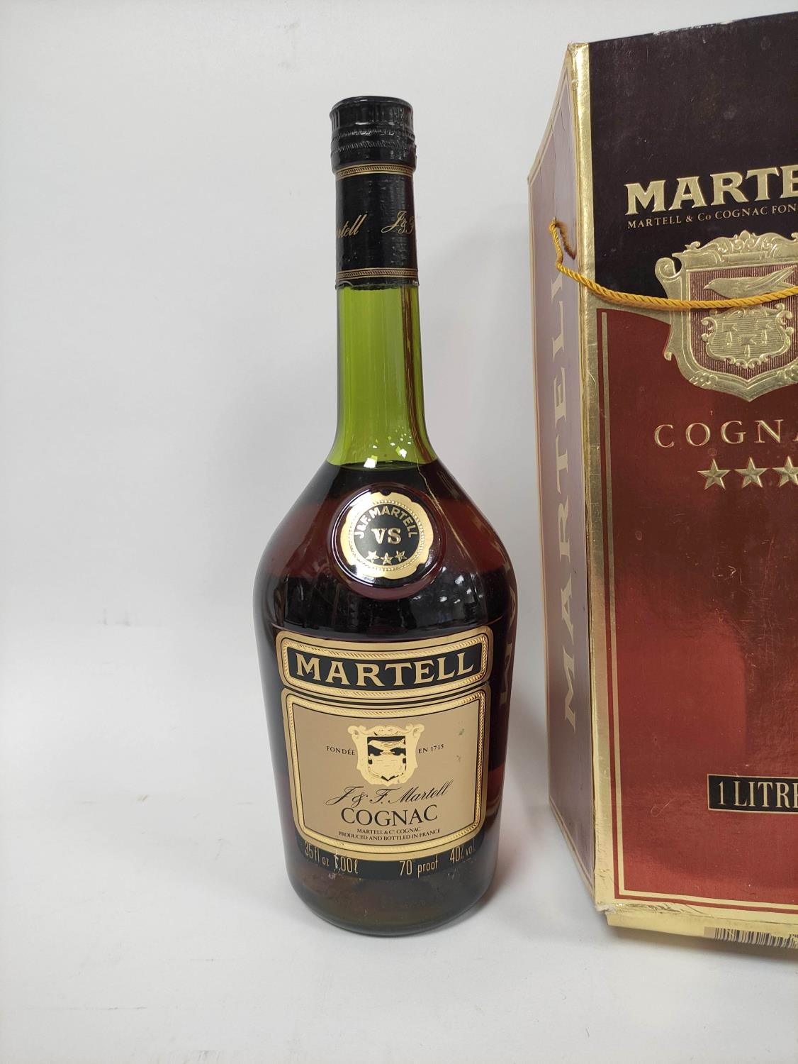 Martell cognac, Bottled circa 1970s, 70 proof, 35 fl oz, 40% vol, with box - Image 2 of 5
