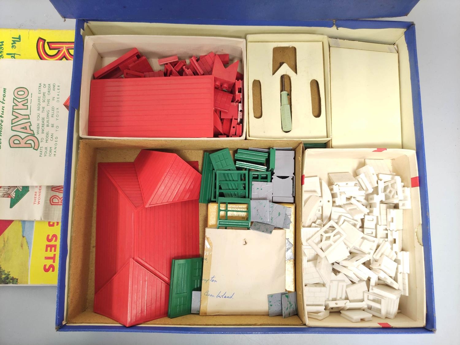 Vintage boxed construction sets to include Brickplayer Kit 4, Bayko Building Set, and Meccano outfit - Image 5 of 6