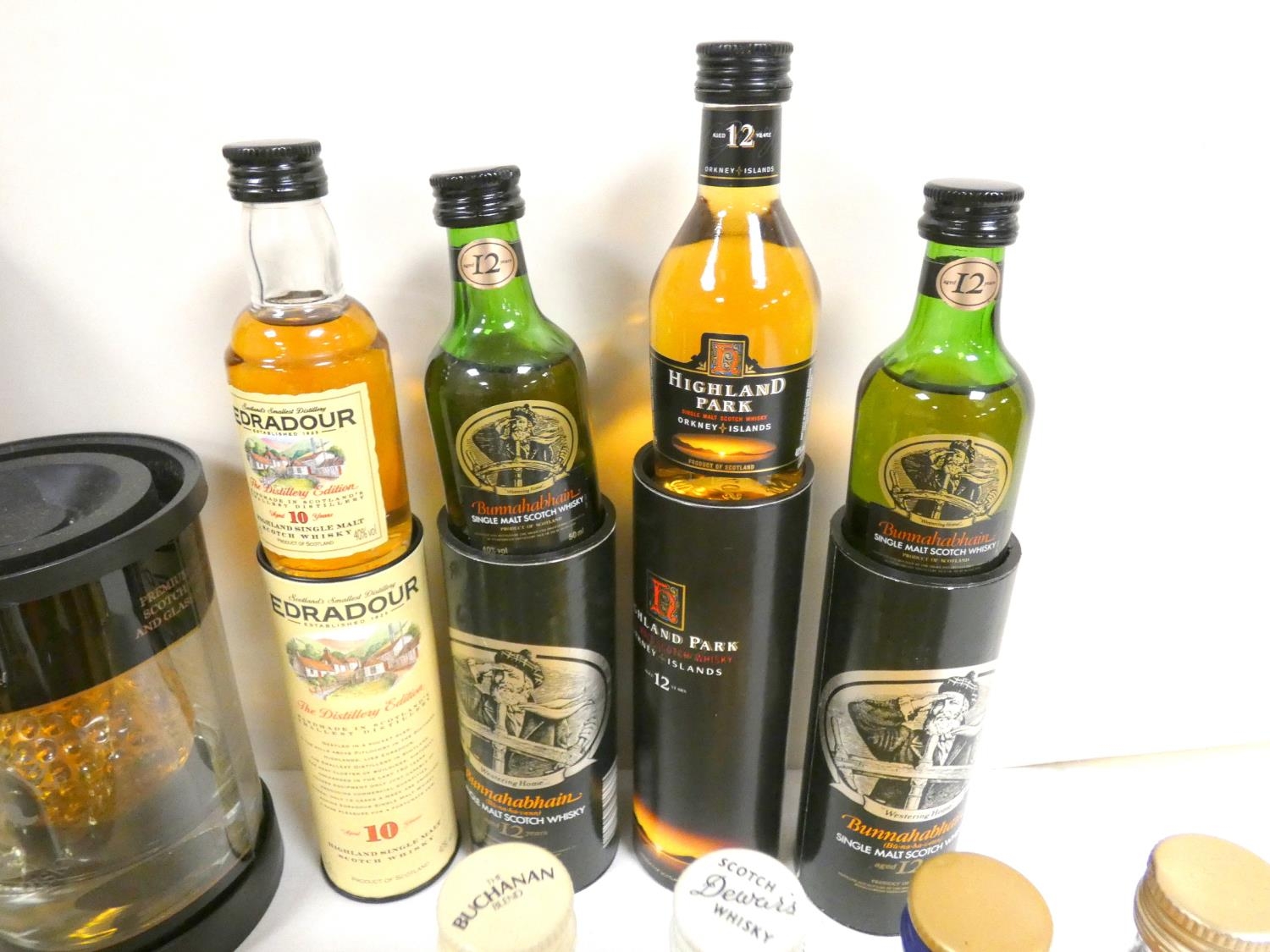 Whisky miniatures to include BALBLAIR 1989, HIGHLAND PARK old style 12 year old, BUNNAHABHAIN 12 - Image 5 of 5